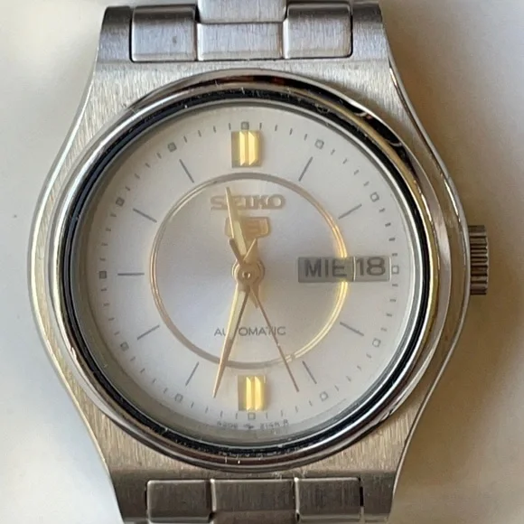 Seiko lady automatic stainless steel date&day water resistant Seiko 5 Lady Wristwatch Steel Automatic Calendar Bracelet  main image 4
